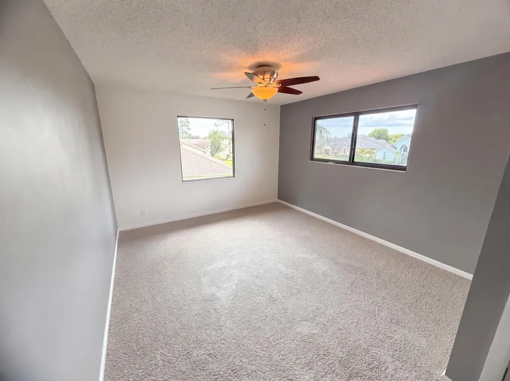 118 Waterway Royal Palm Beach FL 33411
