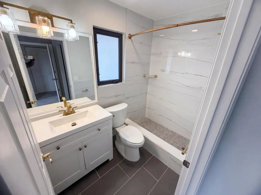118 Waterway Royal Palm Beach FL 33411