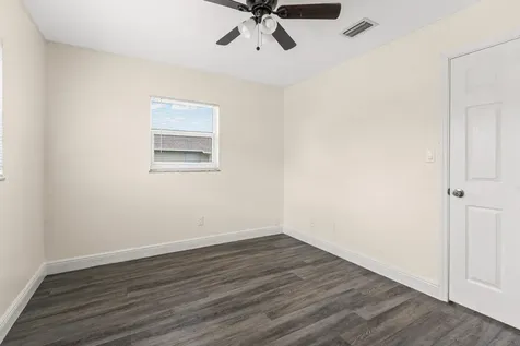 1205 Ave K Fort Pierce FL 34950