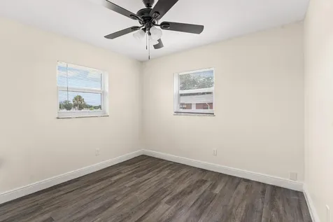 1205 Ave K Fort Pierce FL 34950