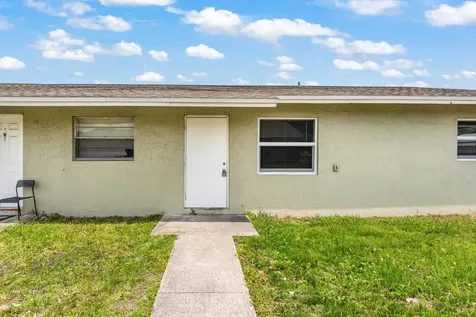 1205 Ave K Fort Pierce FL 34950