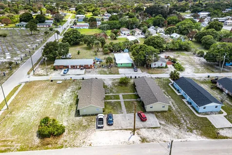 1205 Ave K Fort Pierce FL 34950