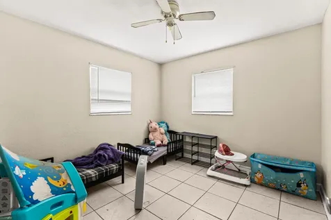 1205 Ave K Fort Pierce FL 34950