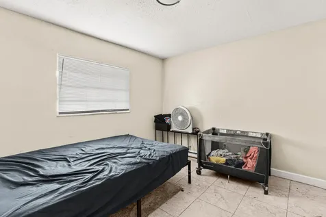 1205 Ave K Fort Pierce FL 34950