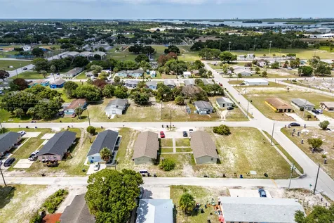 1205 Ave K Fort Pierce FL 34950