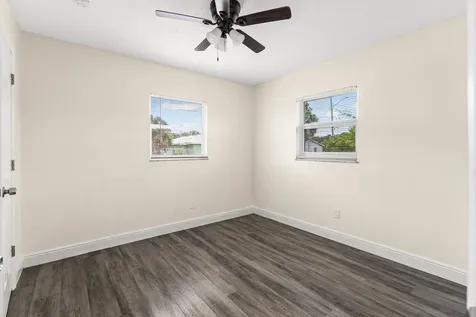 1205 Ave K Fort Pierce FL 34950