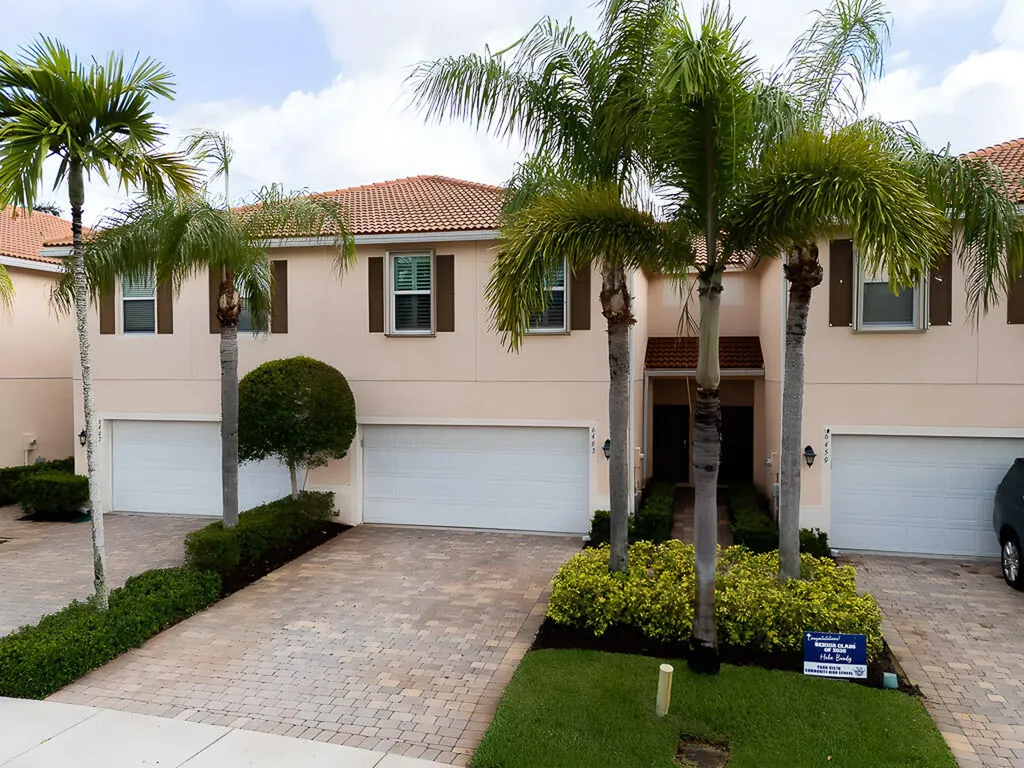 6463 Azura Lake Road Lake Worth FL 33463
