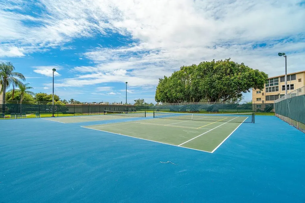2615 NE 1st Court Boynton Beach FL 33435