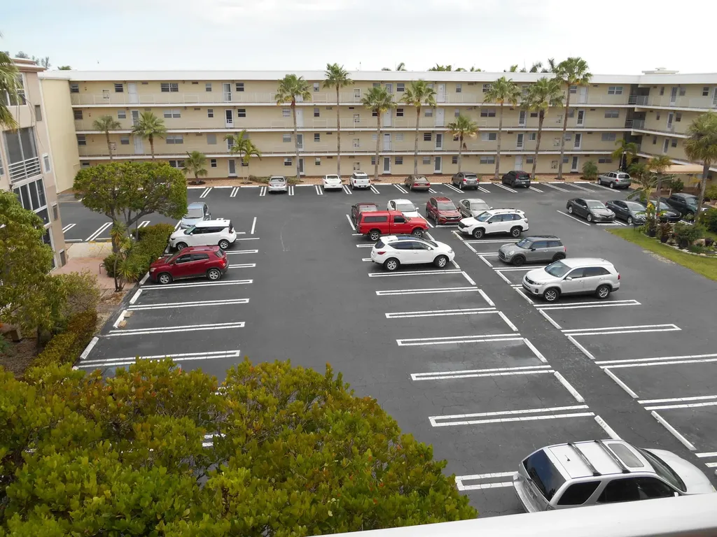 2615 NE 1st Court Boynton Beach FL 33435