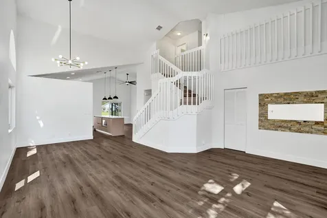 8865 Lake Park Circle S Davie FL 33328