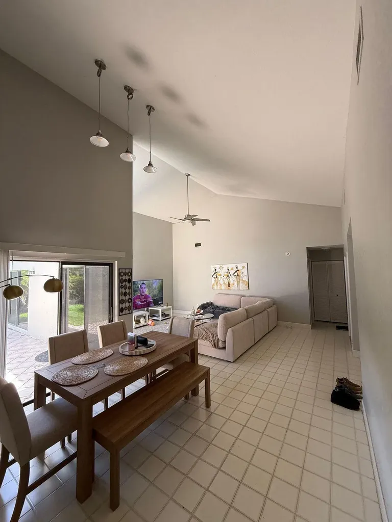 6125 Via Laguna Lane Boca Raton FL 33433