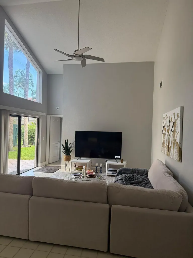 6125 Via Laguna Lane Boca Raton FL 33433