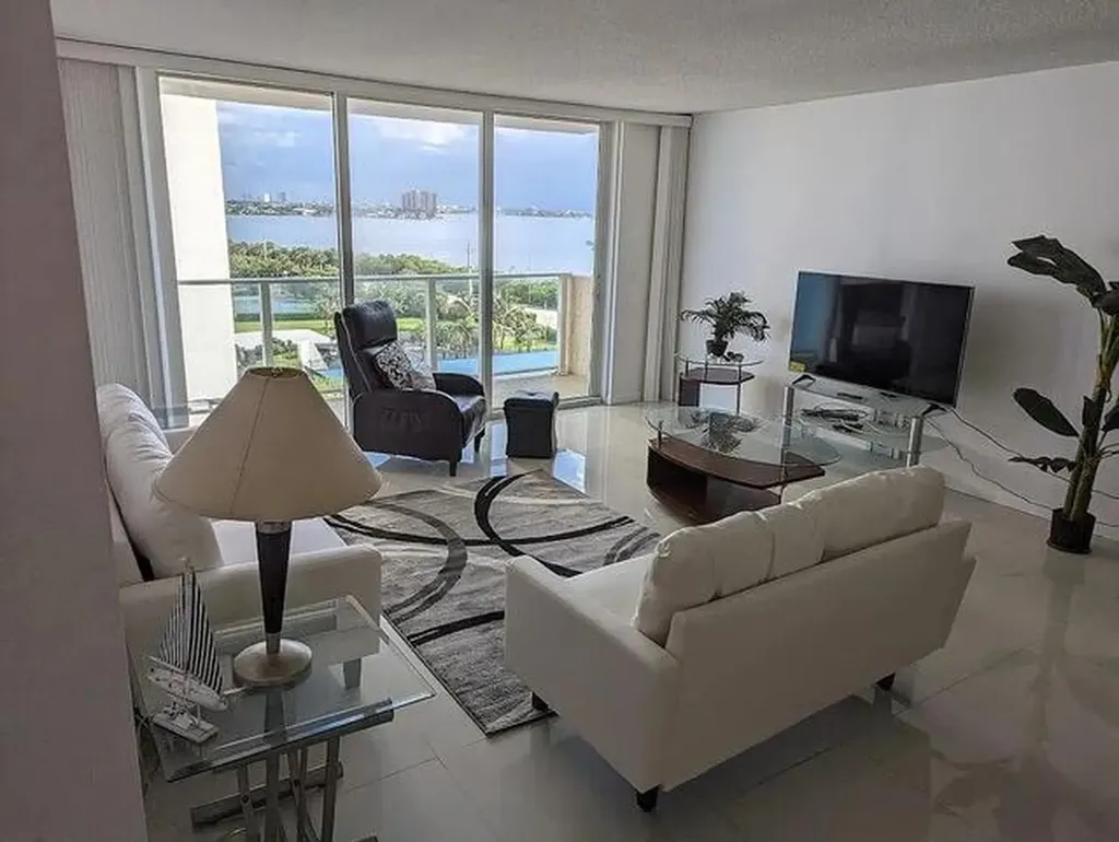 5440 N Ocean Drive Singer Island FL 33404