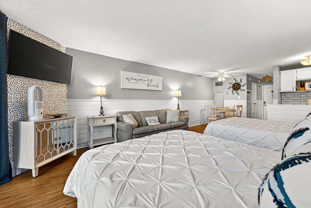 8817 S Thomas Drive Panama City FL 32408