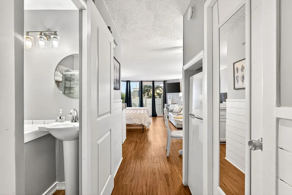 8817 S Thomas Drive Panama City FL 32408