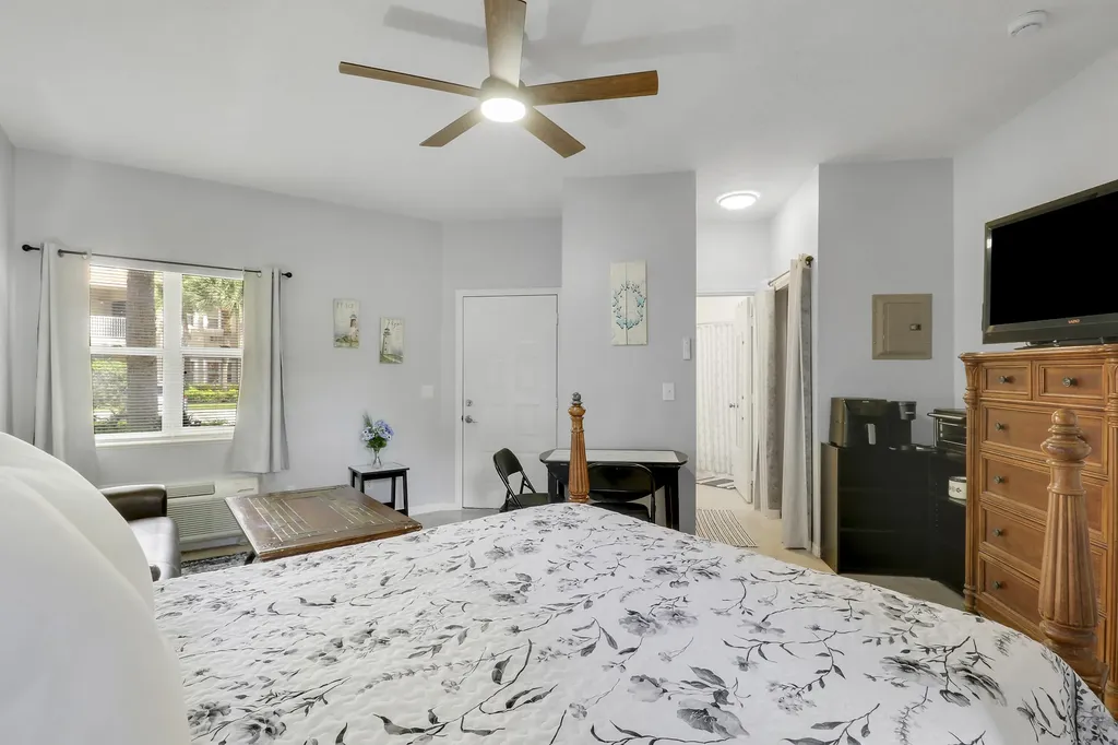 9800B Perfect Drive Port St Lucie FL 34986