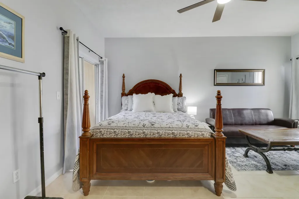 9800B Perfect Drive Port St Lucie FL 34986