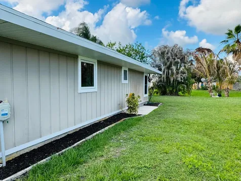 1479 SE Pitcher Road Port St Lucie FL 34952
