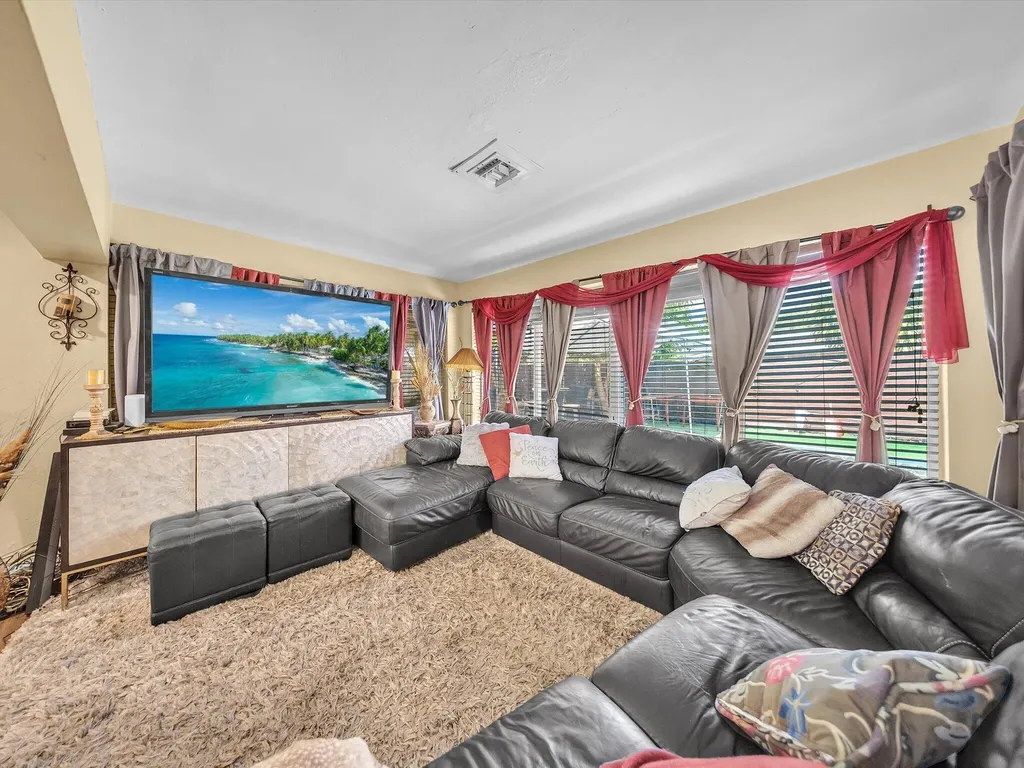 721 SW 38th Avenue Fort Lauderdale FL 33312