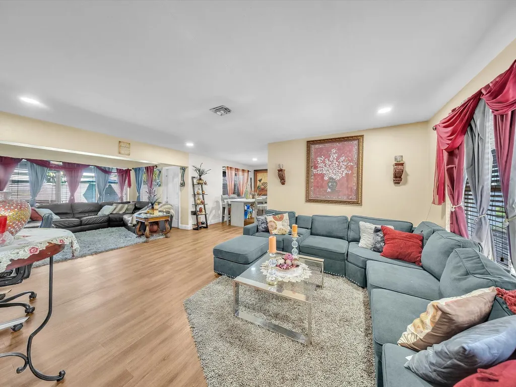721 SW 38th Avenue Fort Lauderdale FL 33312
