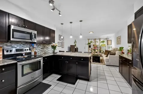 4011 N Meridian Avenue Miami Beach FL 33140