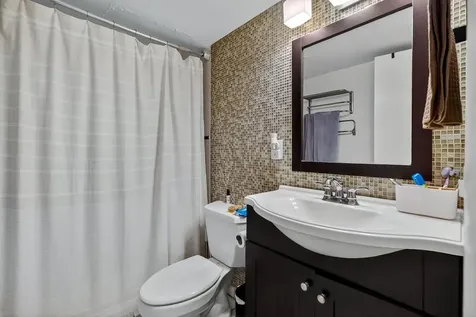 4011 N Meridian Avenue Miami Beach FL 33140