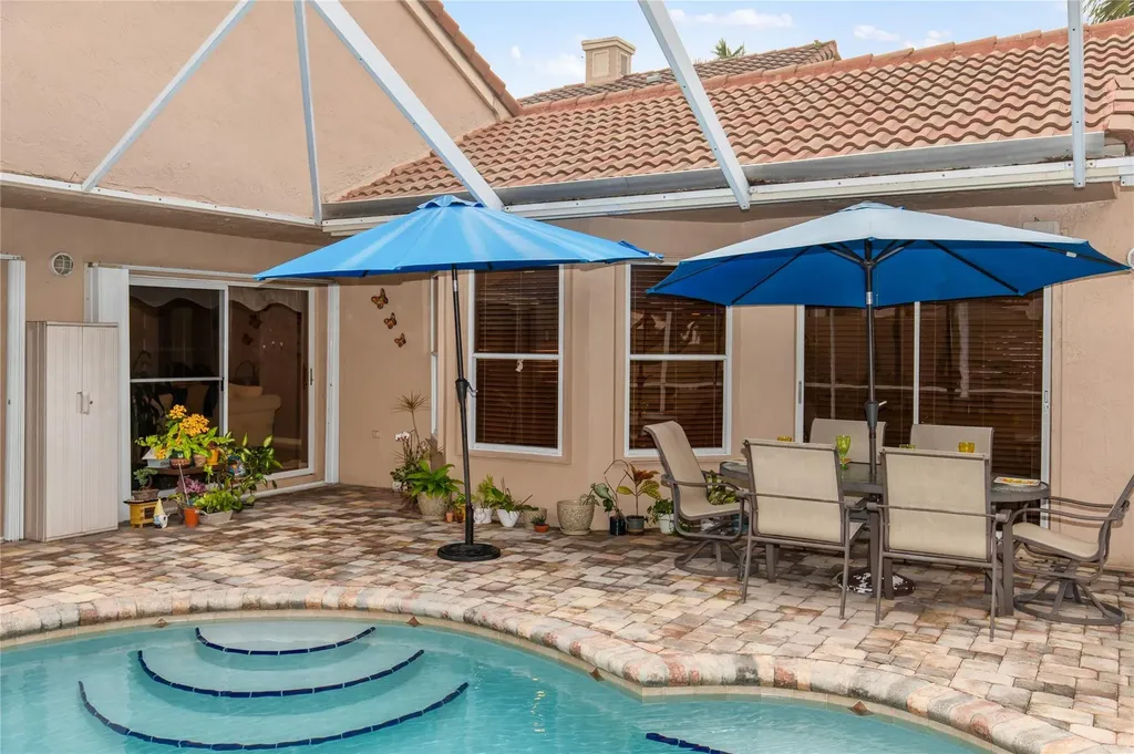 6660 NW 75th Place Parkland FL 33067