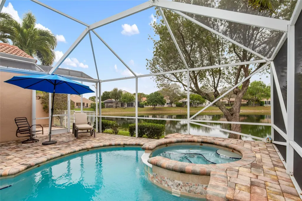6660 NW 75th Place Parkland FL 33067