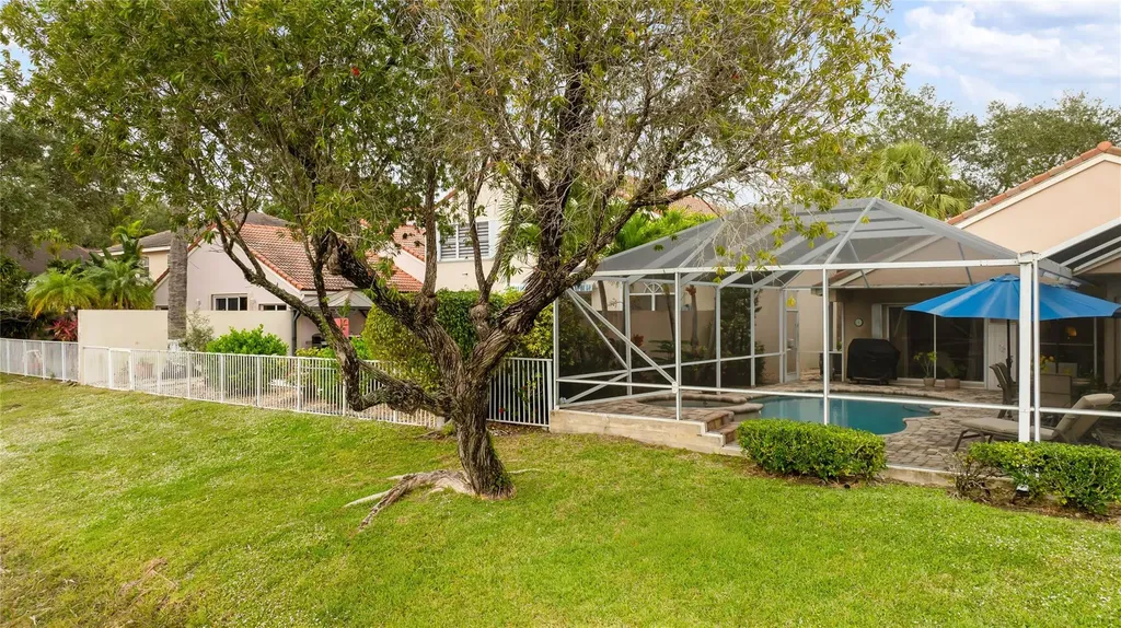 6660 NW 75th Place Parkland FL 33067