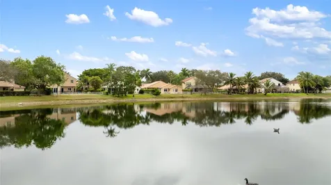 6660 NW 75th Place Parkland FL 33067