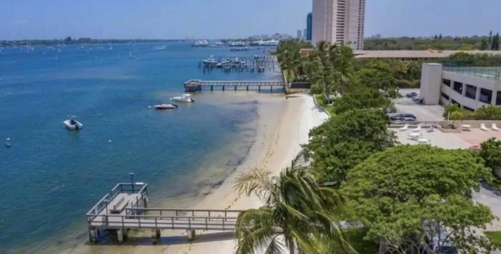 5600 N Flagler Drive West Palm Beach FL 33407