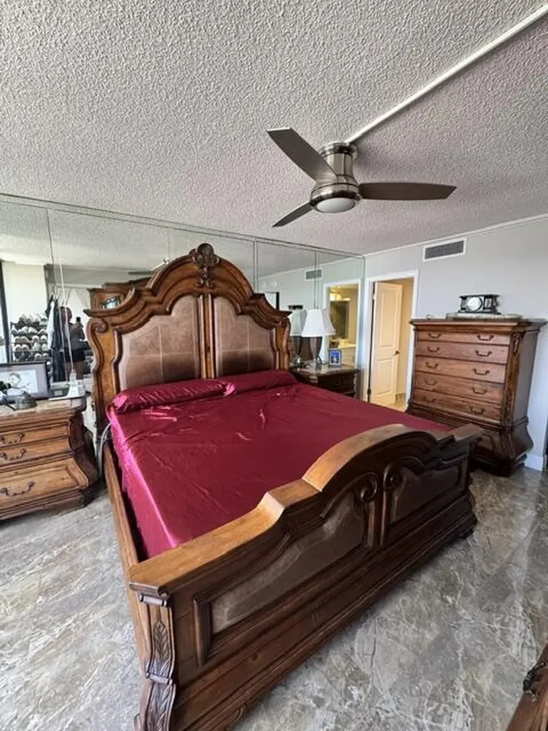 5600 N Flagler Drive West Palm Beach FL 33407