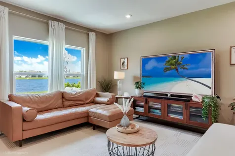 423 Acai Lane Fort Pierce FL 34981
