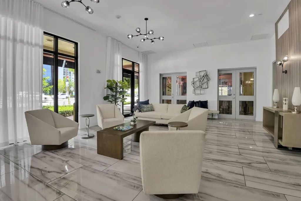 100 N Federal Highway Fort Lauderdale FL 33301