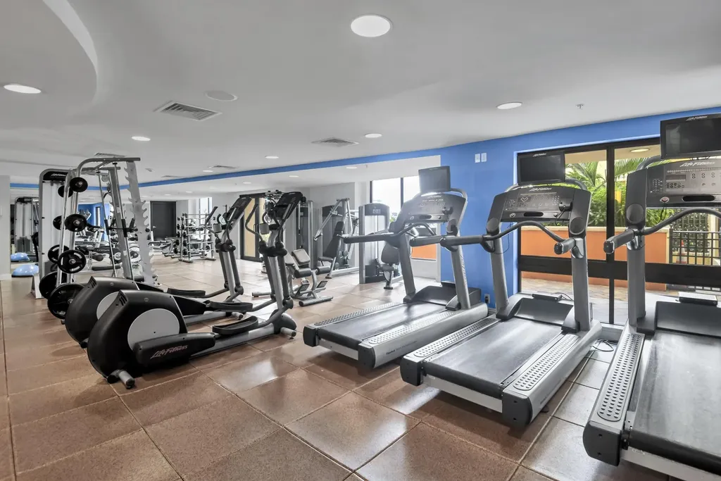 100 N Federal Highway Fort Lauderdale FL 33301