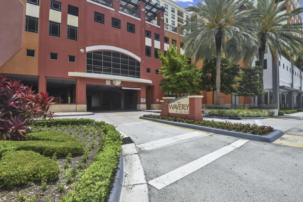 100 N Federal Highway Fort Lauderdale FL 33301
