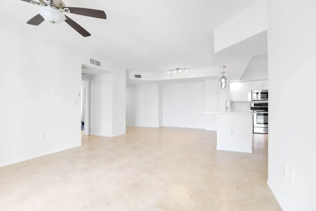 100 N Federal Highway Fort Lauderdale FL 33301