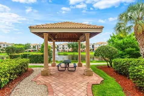 10106 W Myrtlewood Circle Circle W Palm Beach Gardens FL 33418