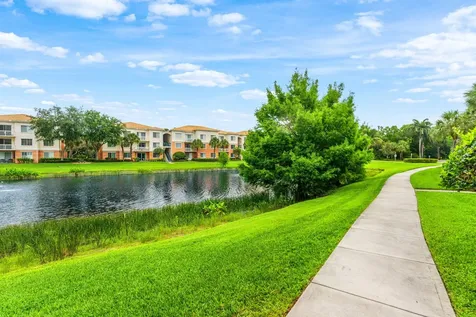 10106 W Myrtlewood Circle Circle W Palm Beach Gardens FL 33418
