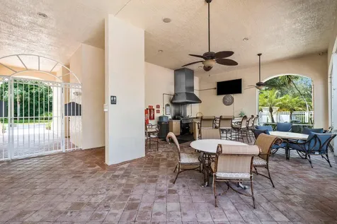 10106 W Myrtlewood Circle Circle W Palm Beach Gardens FL 33418