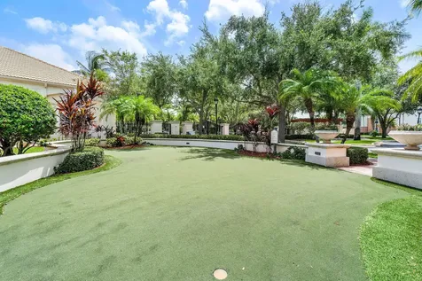 10106 W Myrtlewood Circle Circle W Palm Beach Gardens FL 33418
