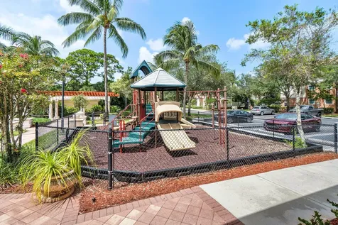 10106 W Myrtlewood Circle Circle W Palm Beach Gardens FL 33418