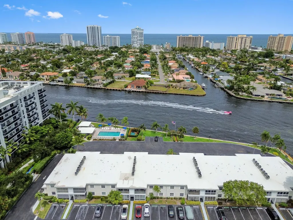 6309 Bay Club Drive Fort Lauderdale FL 33308