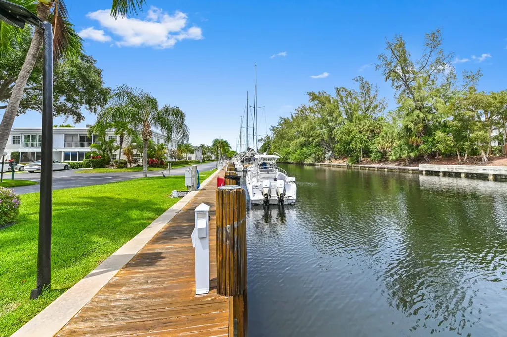 6309 Bay Club Drive Fort Lauderdale FL 33308