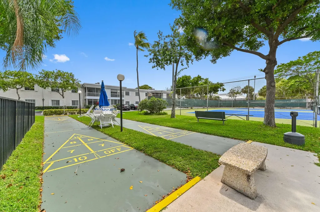 6309 Bay Club Drive Fort Lauderdale FL 33308