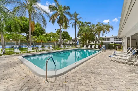 6309 Bay Club Drive Fort Lauderdale FL 33308