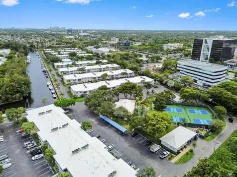 6309 Bay Club Drive Fort Lauderdale FL 33308