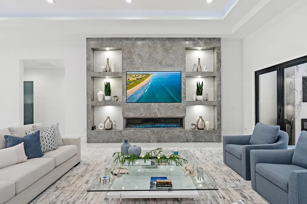 6087 Wildcat Run West Palm Beach FL 33412