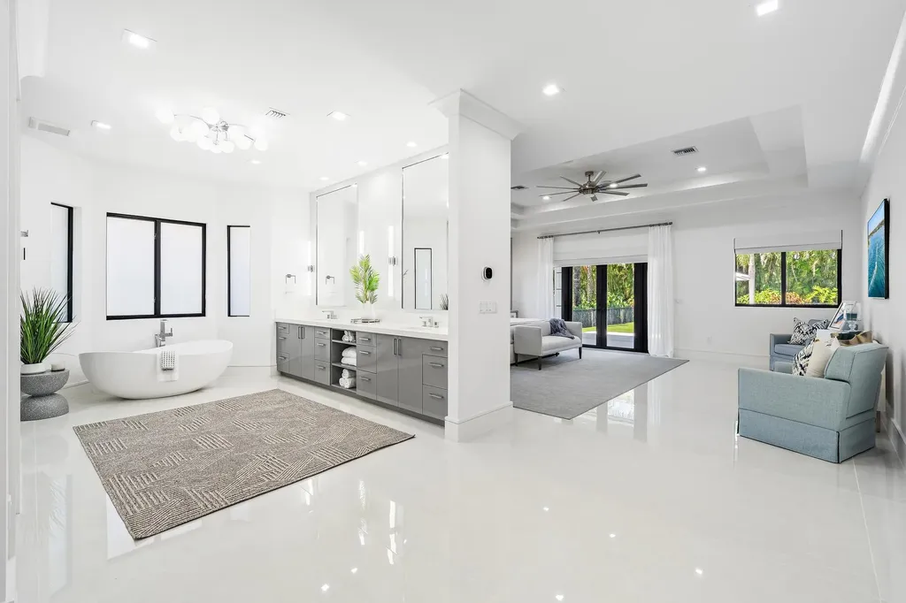 6087 Wildcat Run West Palm Beach FL 33412
