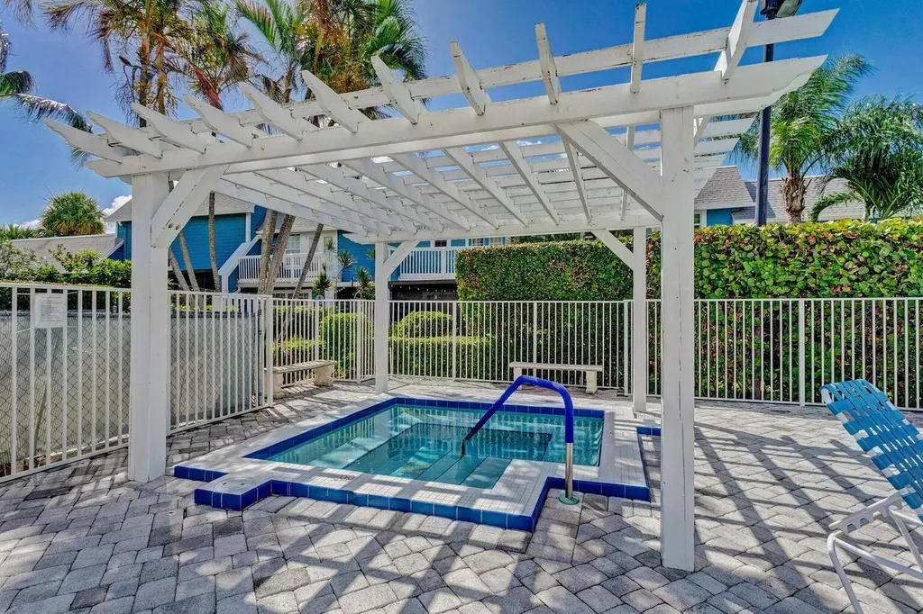 716 Ocean Dunes Circle Jupiter FL 33477